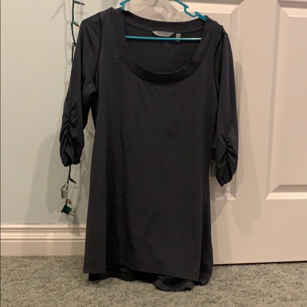 Athleta shiva tee